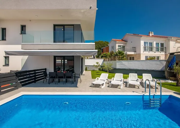 Andy مالينسكا